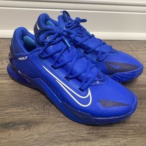Mens Nike Force Zoom Trout 8 Turf baseball cleats size 10